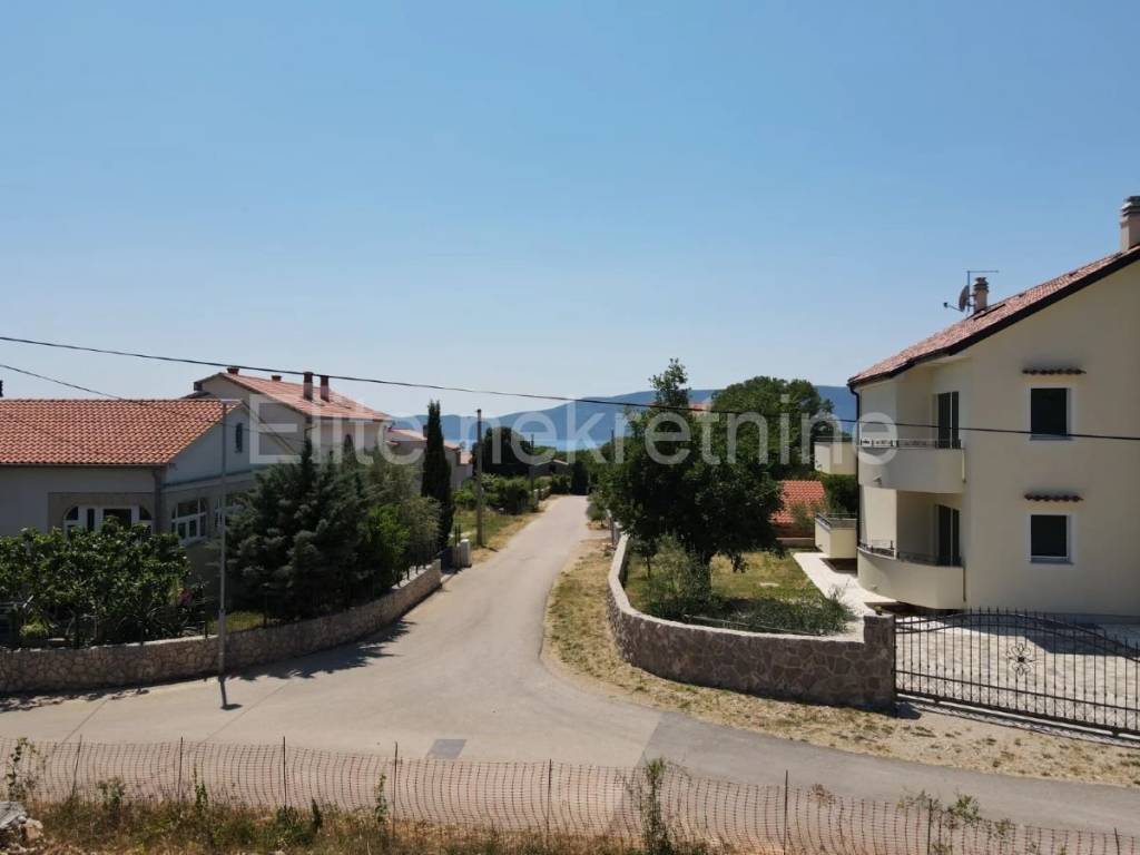 Plot for construction of mixed-use property, Sale, Krk, Pinezići