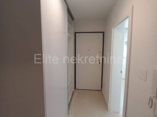 Flat in a building, Rent, Rijeka, Zapad
