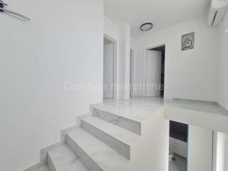 Apartment with a garden, Sale, Vir, Vir