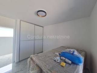 Apartment with a garden, Sale, Vir, Vir