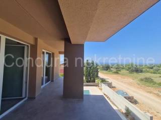 Apartment with a garden, Sale, Vir, Vir