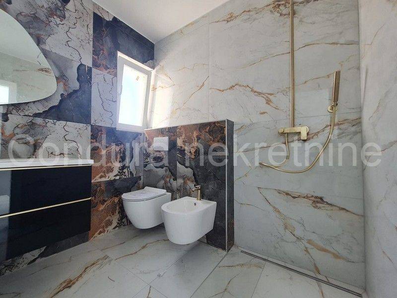 Apartment with a garden, Sale, Vir, Vir