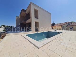 Apartment with a garden, Sale, Vir, Vir
