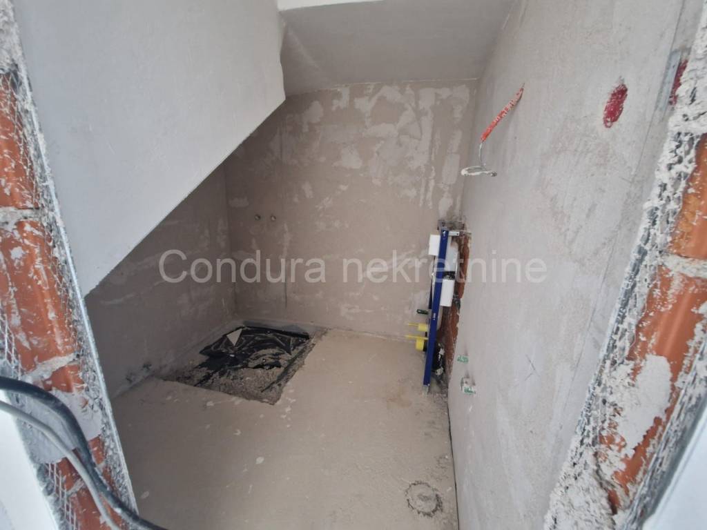 Apartment with a garden, Sale, Vir, Vir