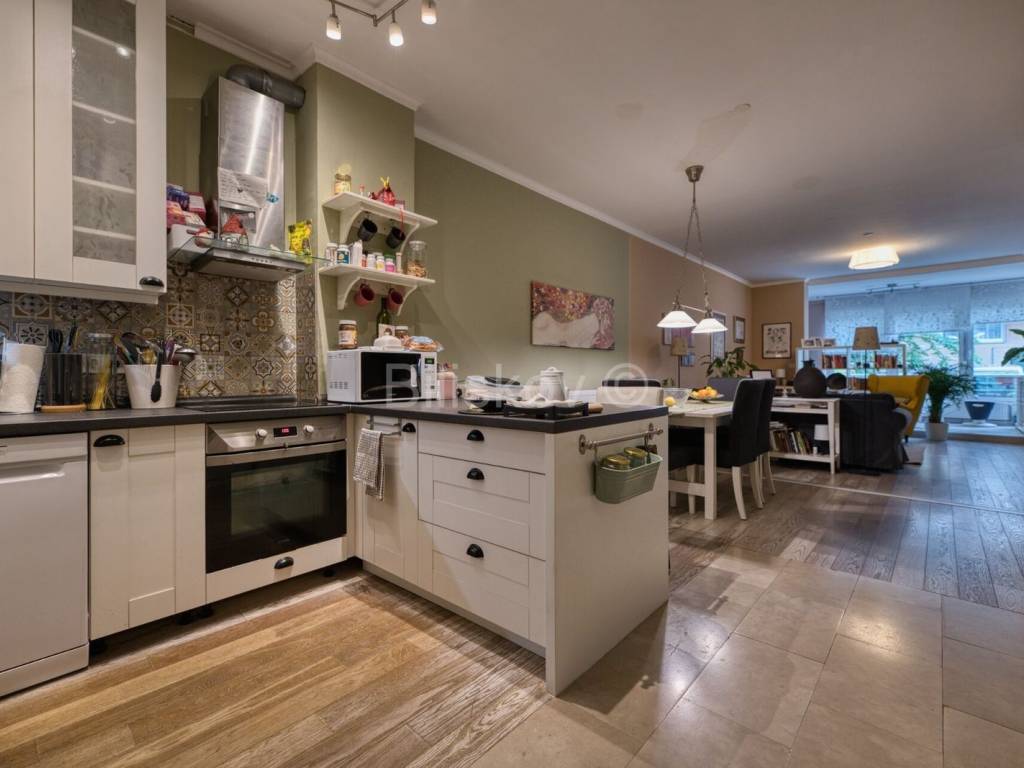 Flat in a building, Sale, Zagreb, Maksimir