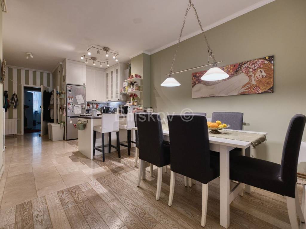 Flat in a building, Sale, Zagreb, Maksimir