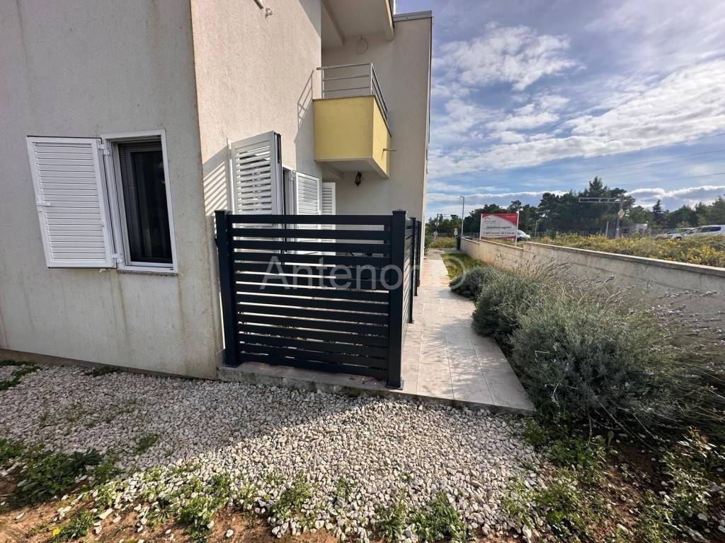 Apartment with a garden, Sale, Nin, Nin