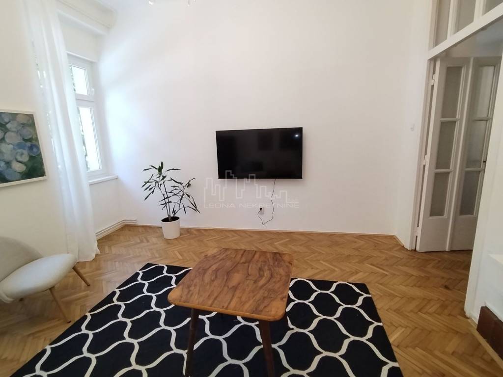 Flat in a building, Rent, Zagreb, Donji Grad