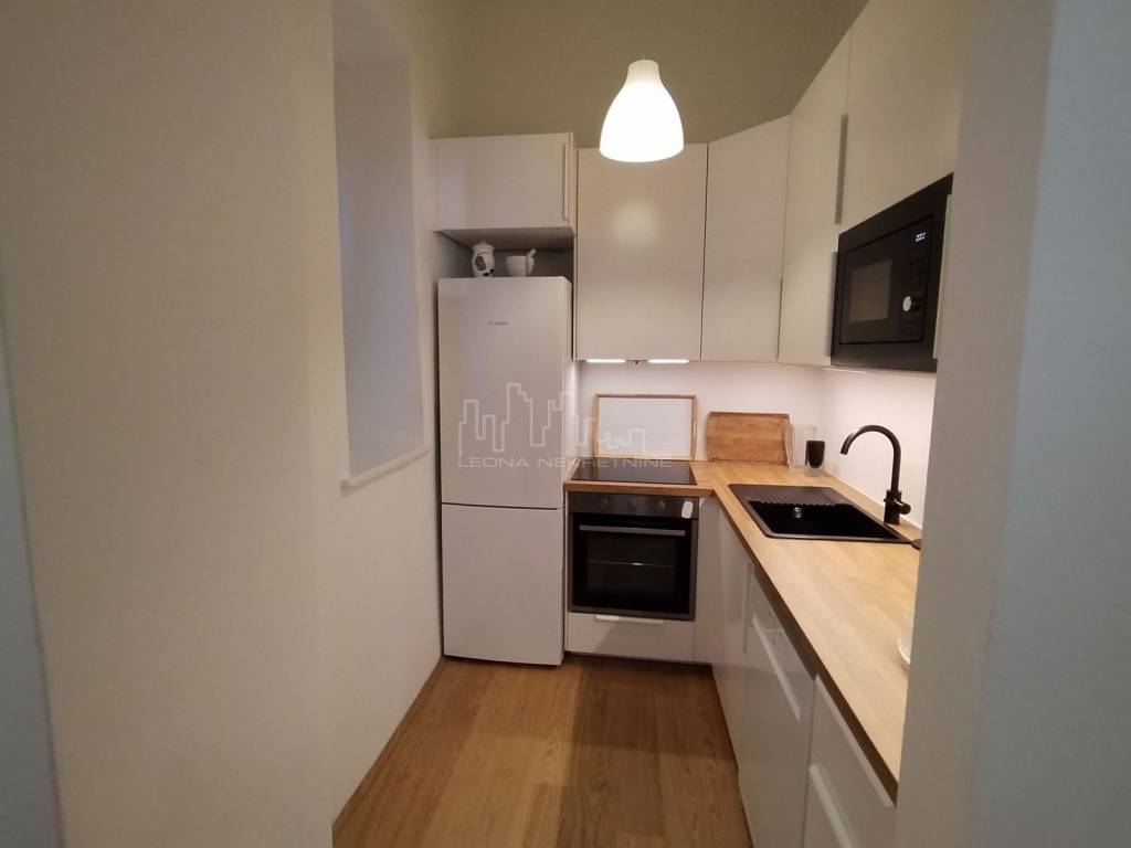 Flat in a building, Rent, Zagreb, Donji Grad