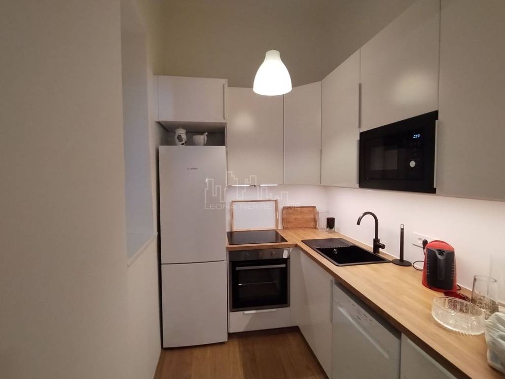 Flat in a building, Rent, Zagreb, Donji Grad