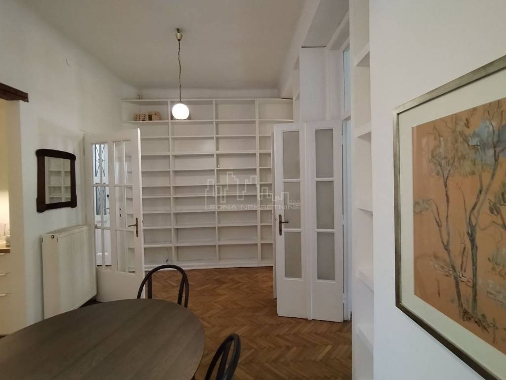 Flat in a building, Rent, Zagreb, Donji Grad