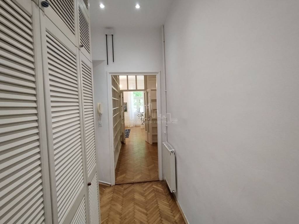 Flat in a building, Rent, Zagreb, Donji Grad