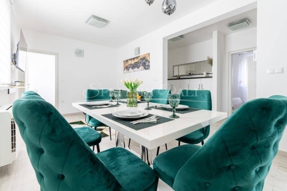Flat in a building, Sale, Trogir, Trogir