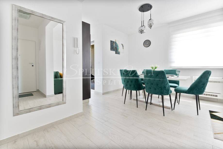Flat in a building, Sale, Trogir, Trogir