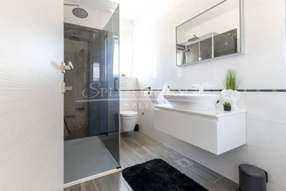 Flat in a building, Sale, Trogir, Trogir