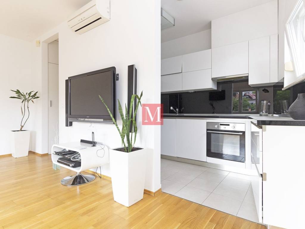 Flat in a building, Rent, Zagreb, Maksimir