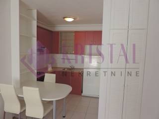 Flat in building, Rent, Zagreb, Donja Dubrava