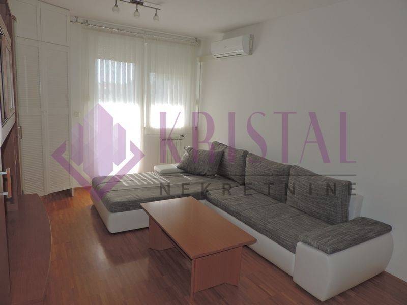 Flat in building, Rent, Zagreb, Donja Dubrava