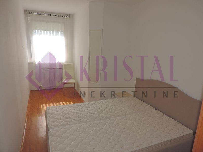 Flat in building, Rent, Zagreb, Donja Dubrava