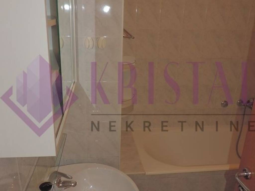 Flat in building, Rent, Zagreb, Donja Dubrava