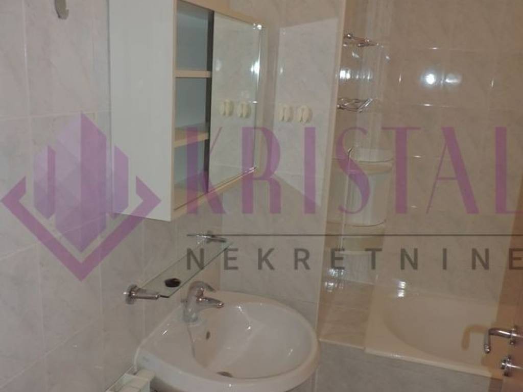 Flat in building, Rent, Zagreb, Donja Dubrava