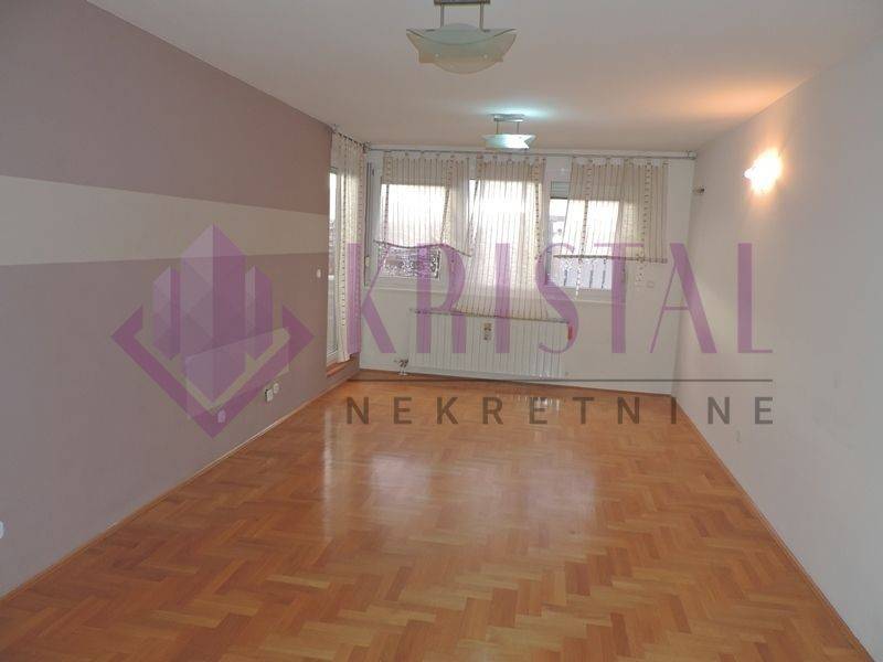 Flat in building, Rent, Zagreb, Gornja Dubrava