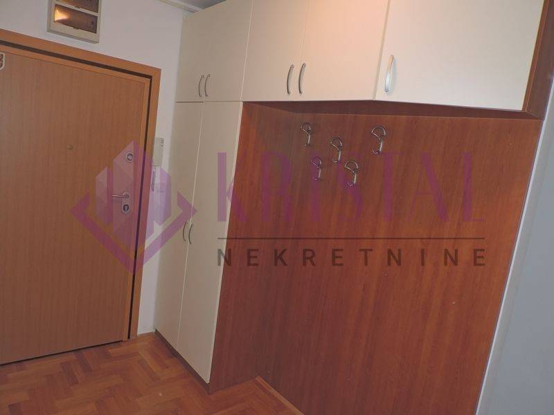 Flat in building, Rent, Zagreb, Gornja Dubrava