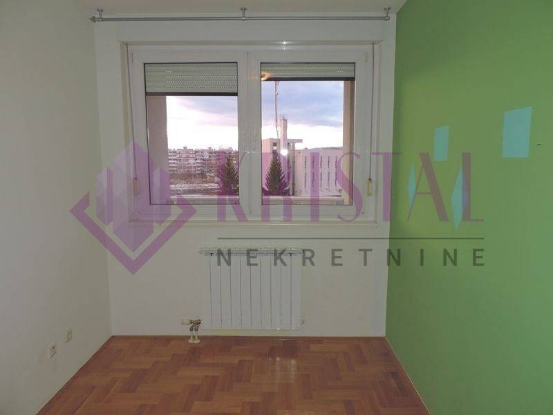 Flat in building, Rent, Zagreb, Gornja Dubrava