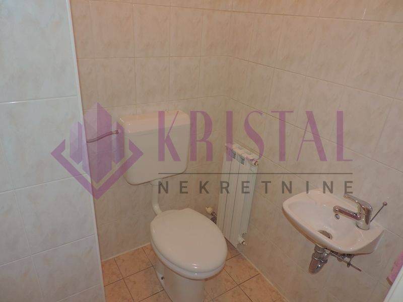 Flat in building, Rent, Zagreb, Gornja Dubrava