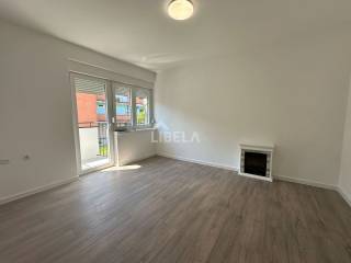 Flat in a building, Sale, Sisak, Zibel