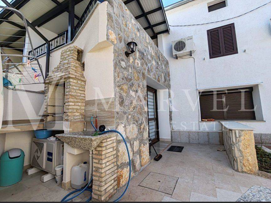 House by the sea, Sale, Malinska-dubašnica, Malinska