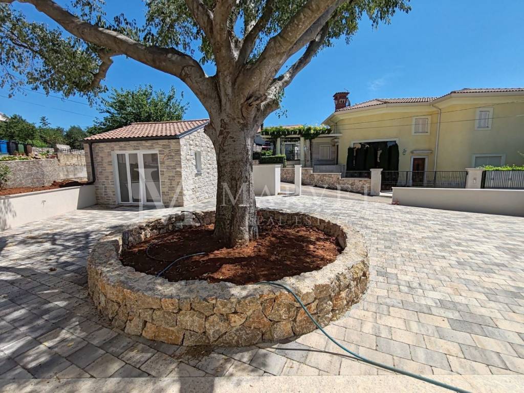 Detached house, Sale, Vrbnik, Vrbnik