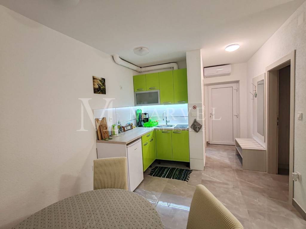 Apartment with a garden, Sale, Malinska-dubašnica, Malinska
