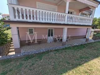 Apartment with a garden, Sale, Malinska-dubašnica, Malinska
