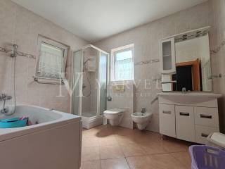 Apartment with a garden, Sale, Malinska-dubašnica, Malinska