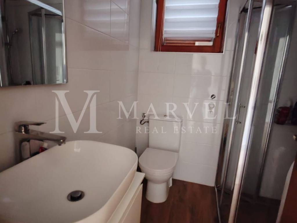 Apartment with a garden, Sale, Malinska-dubašnica, Malinska