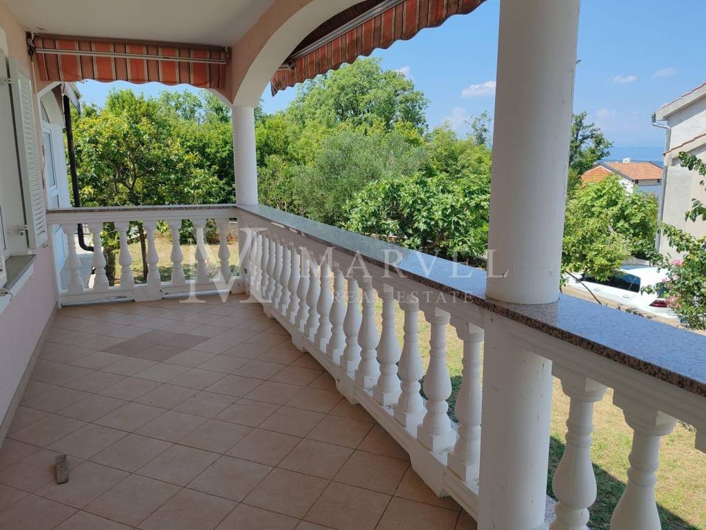 Apartment with a garden, Sale, Malinska-dubašnica, Malinska