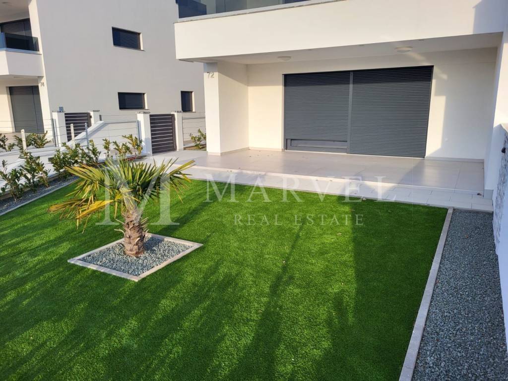 Apartment with a garden, Sale, Malinska-dubašnica, Malinska