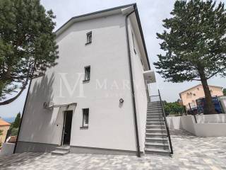 Apartment with a garden, Sale, Dobrinj, Dobrinj