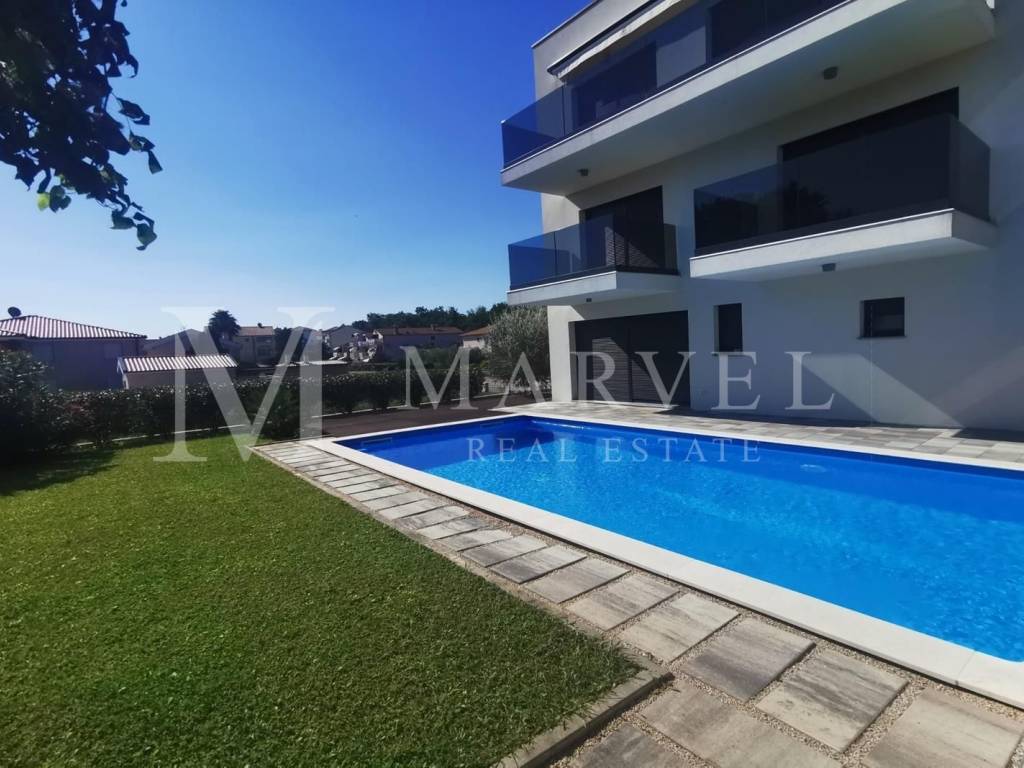 Apartment with a garden, Sale, Malinska-dubašnica, Malinska