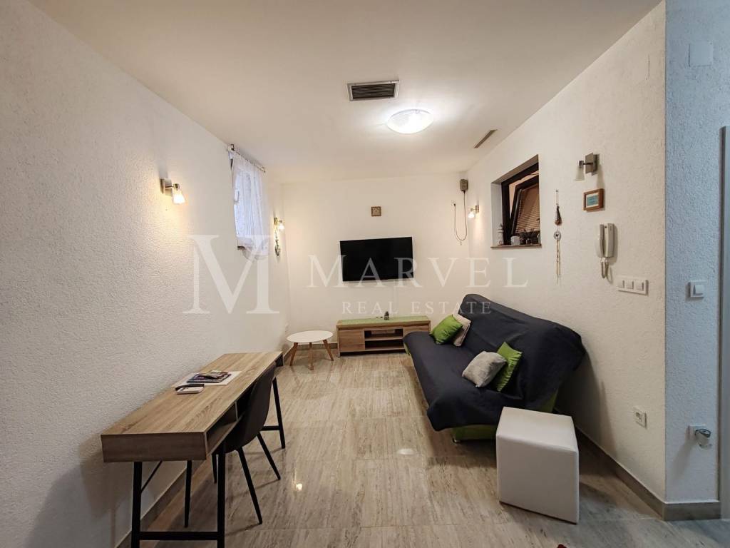 Apartment with a garden, Sale, Malinska-dubašnica, Malinska