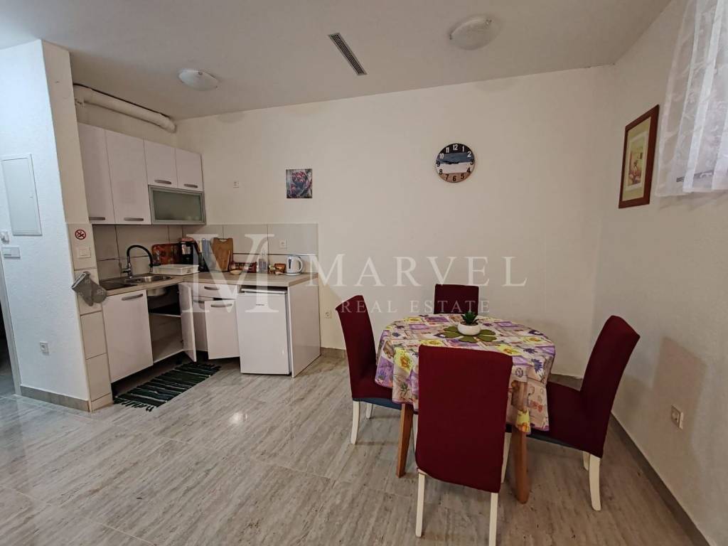 Apartment with a garden, Sale, Malinska-dubašnica, Malinska