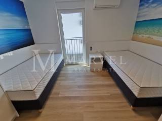 Apartment with a garden, Sale, Malinska-dubašnica, Malinska