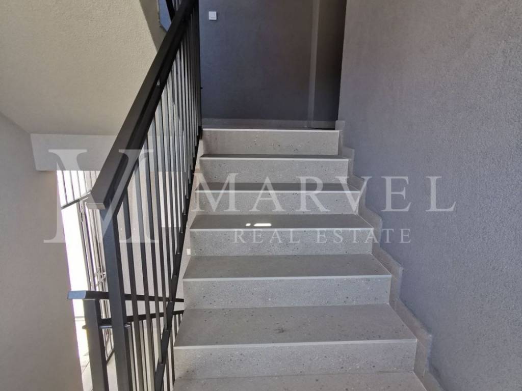 Apartment with a garden, Sale, Malinska-dubašnica, Malinska