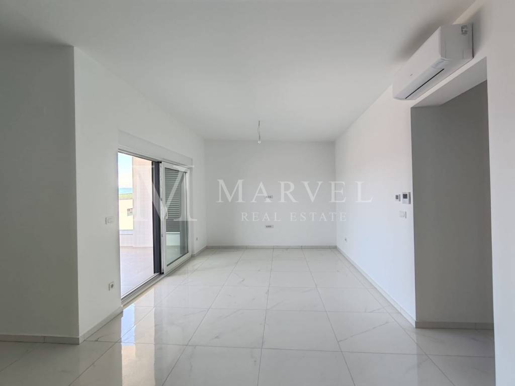 Apartment with a garden, Sale, Malinska-dubašnica, Malinska