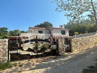 Stone house, Sale, Dobrinj, Soline