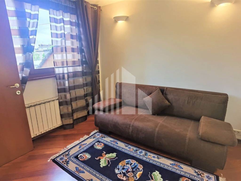 Flat in a building, Rent, Zagreb, Donji Grad