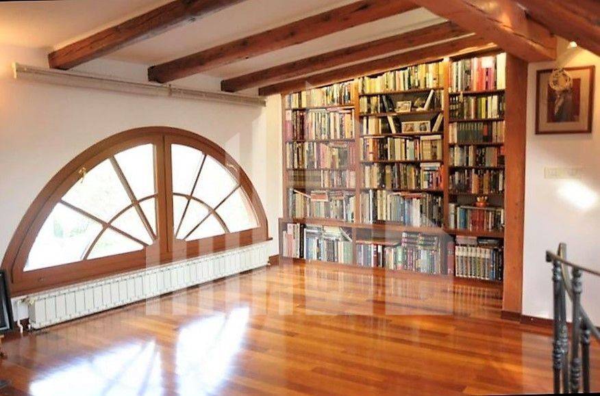Flat in a building, Rent, Zagreb, Donji Grad