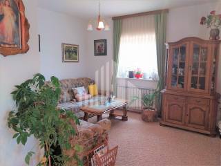 Flat in a building, Sale, Zagreb, Maksimir