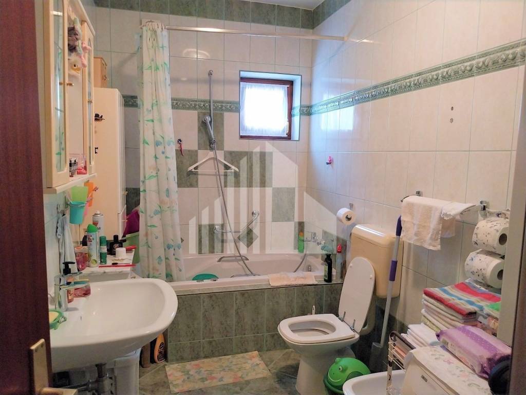 Flat in a building, Sale, Zagreb, Maksimir